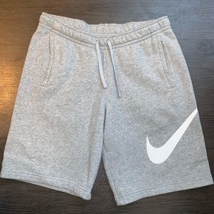 Nike Fleece Shorts Size Medium